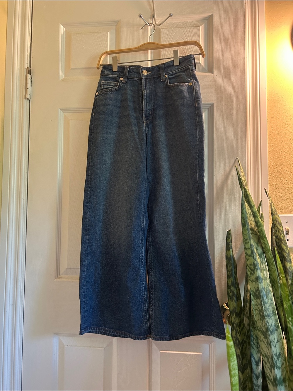 H&M Dark Blue Wide-Leg Women’s Jeans
